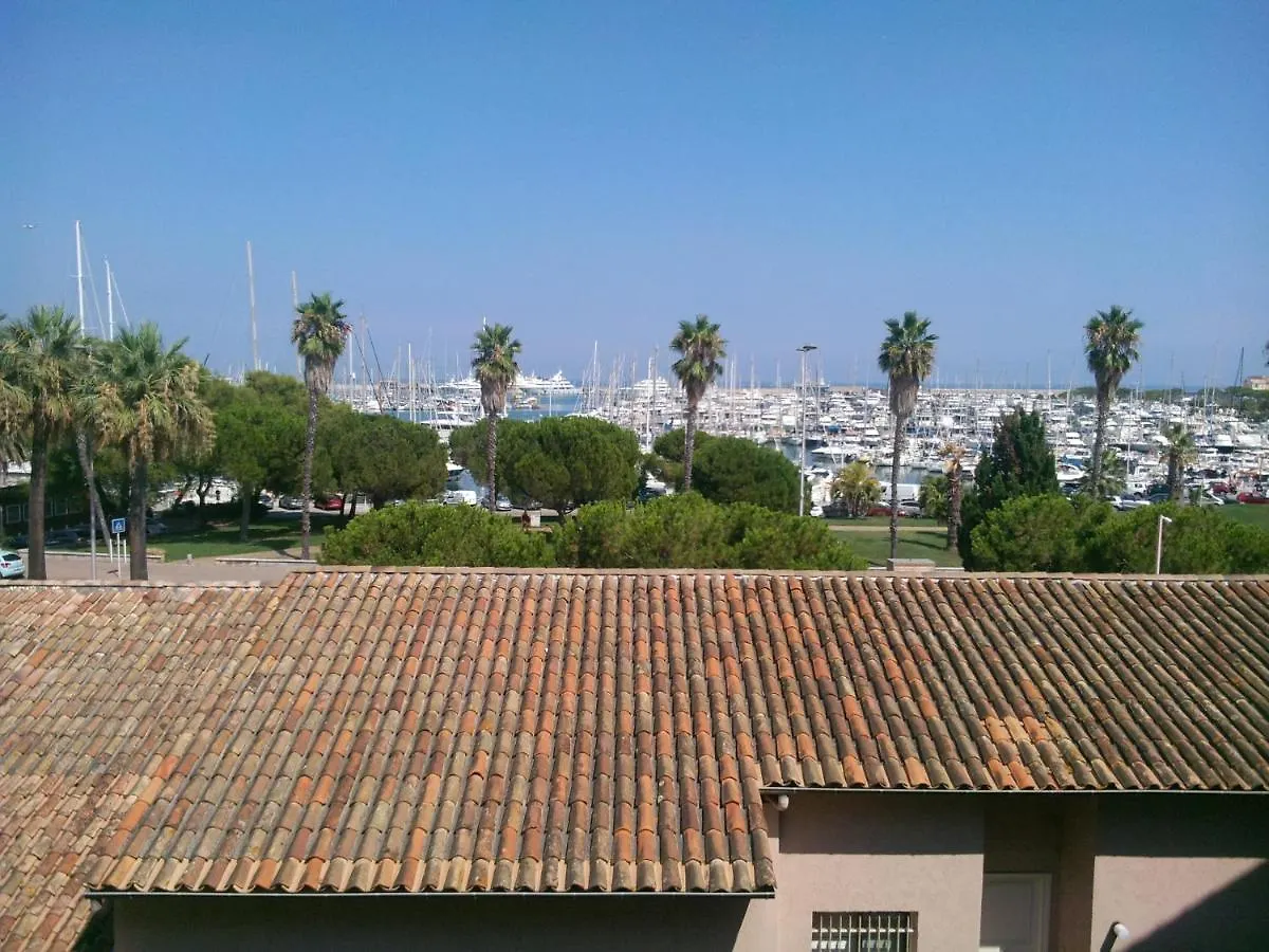 appartement Terrasse magnifique vue mer et yachts Antibes